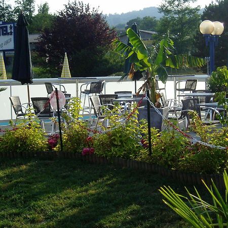 Hotel Le Foron La Roche-sur-Foron Exterior foto